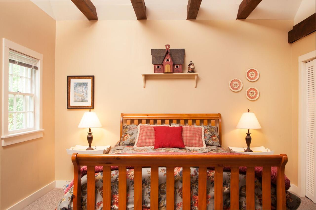 The Featherbed Inn Waitsfield Экстерьер фото